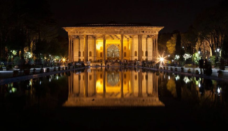 chehel Sotun palace